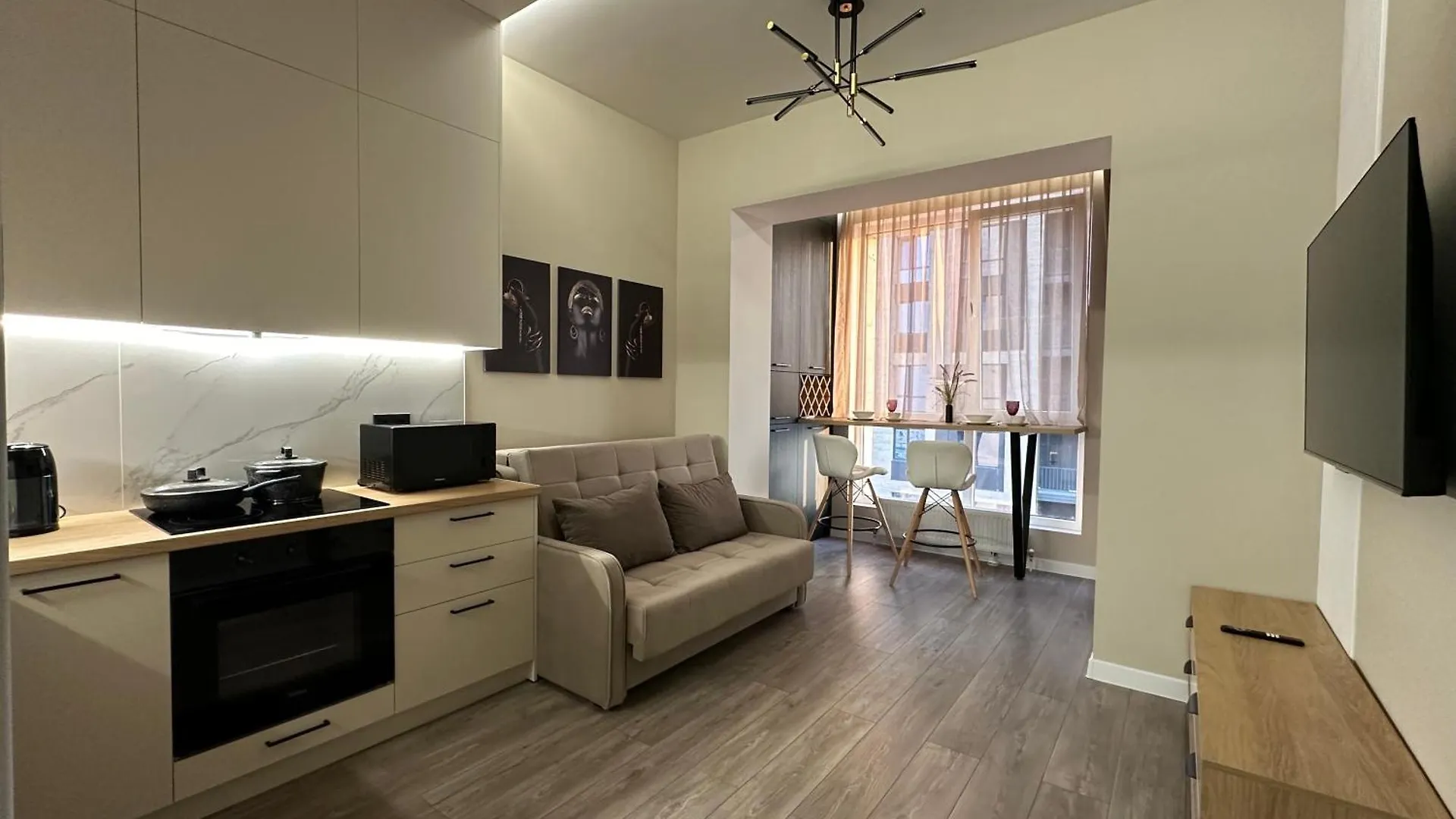 Luxury Two-Room Apartment With Beautiful Mountain Views Almaty