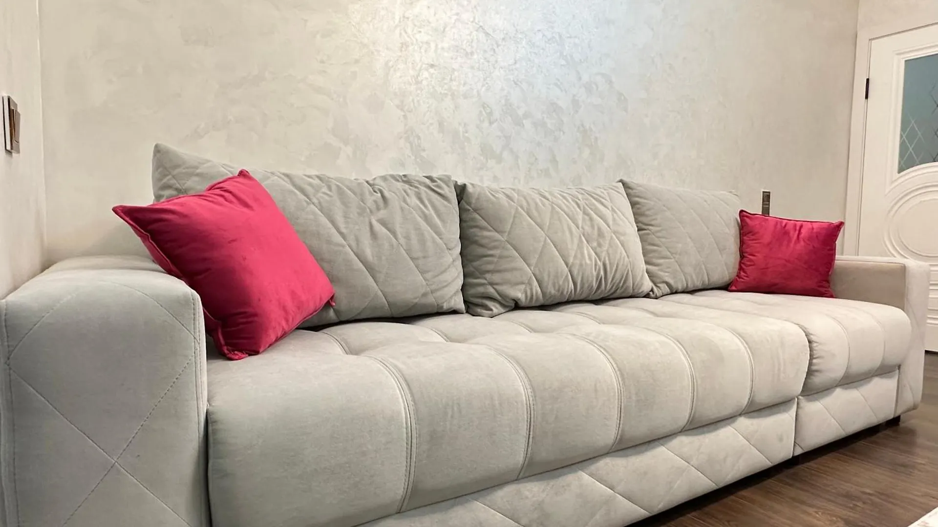 Luxury Two-Room Apartment With Beautiful Mountain Views Almaty