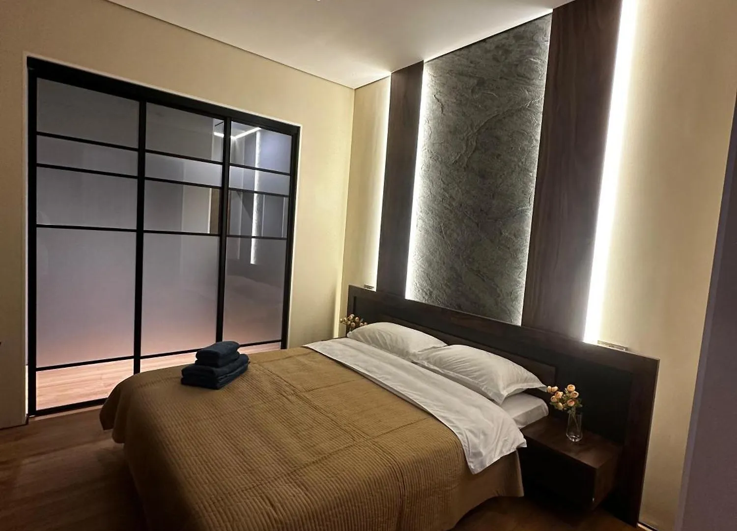 Luxury Two-Room Apartment With Beautiful Mountain Views Almaty 0*,