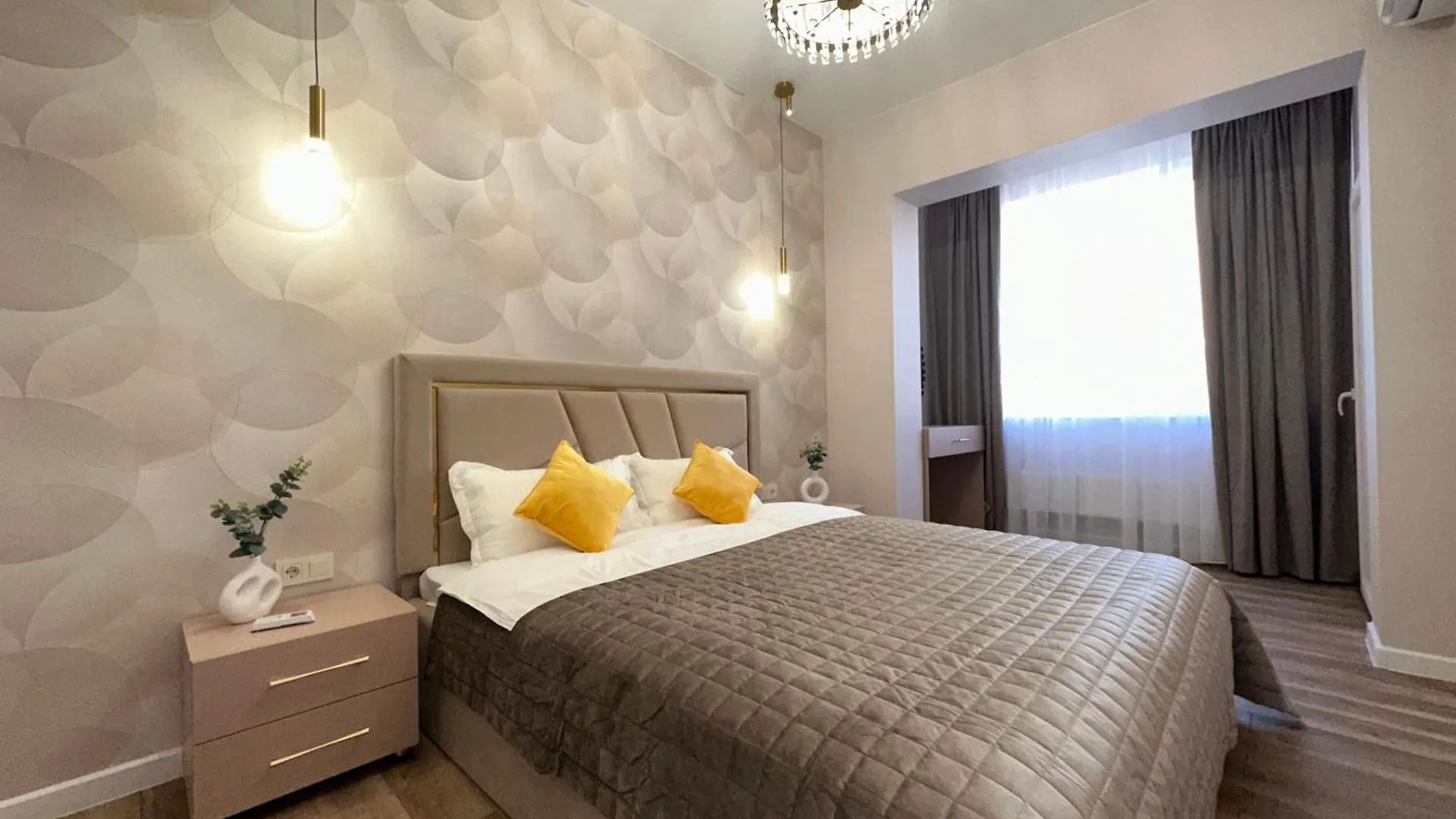 Luxury Two-Room Apartment With Beautiful Mountain Views Almaty