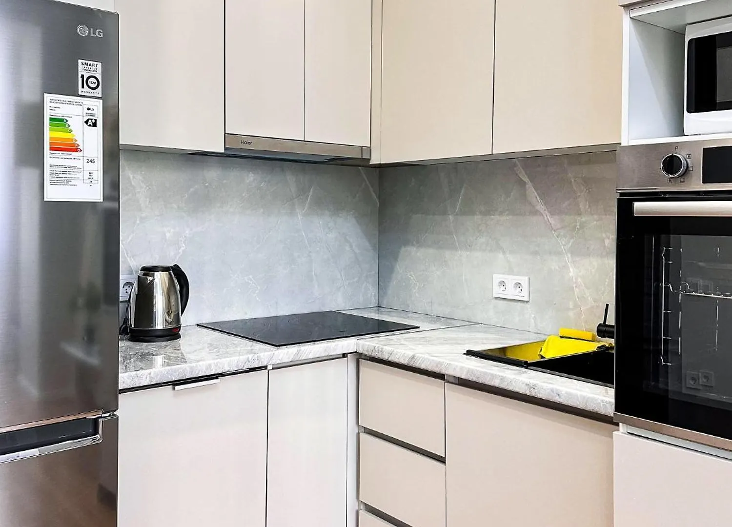 Luxury Two-Room Apartment With Beautiful Mountain Views Almaty Kazakhstan